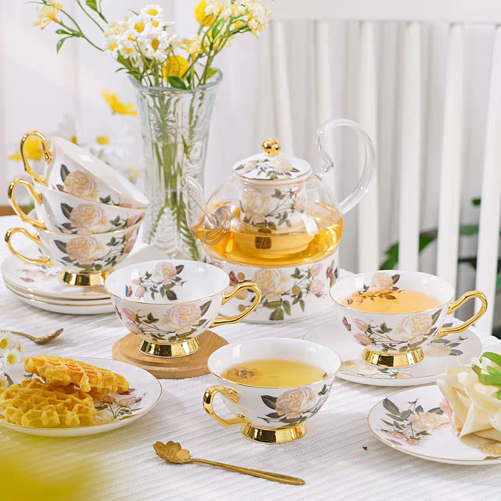 Tea set with tea pot - Image 2 of 4