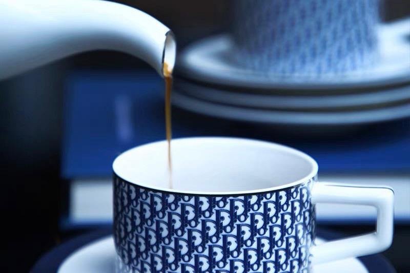 tea set of four cups and a pod - Image 2 of 3