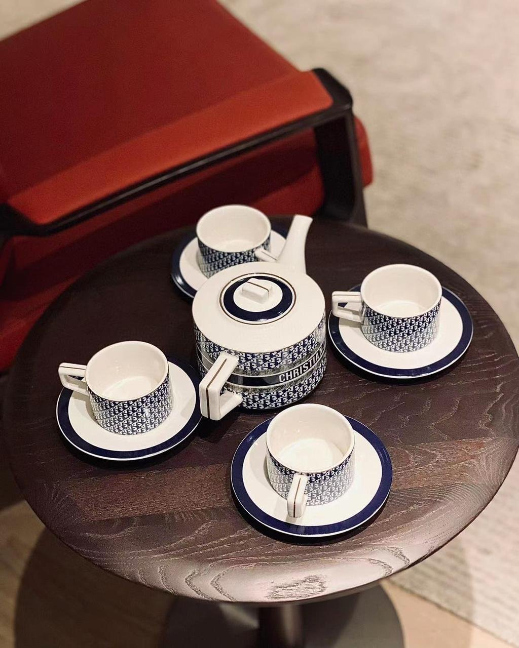 tea set of four cups and a pod - Image 3 of 3
