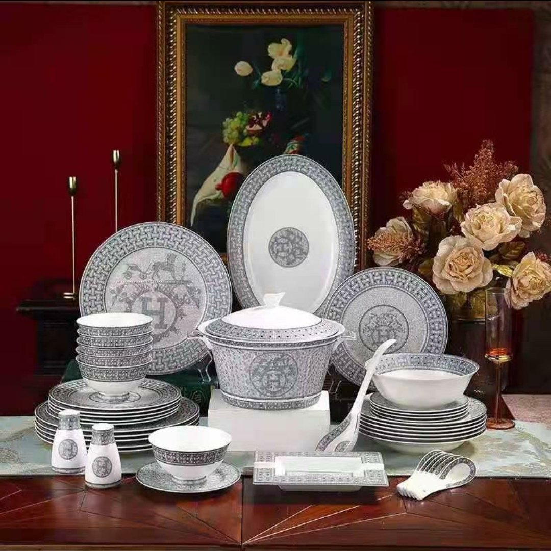 Dinner set of 58 pieces (with tea set included) - Premium Dinner set | Buy Online in UAE
