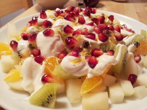 سلطة فواكه بالعسل