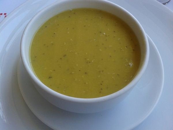شوربة عدس